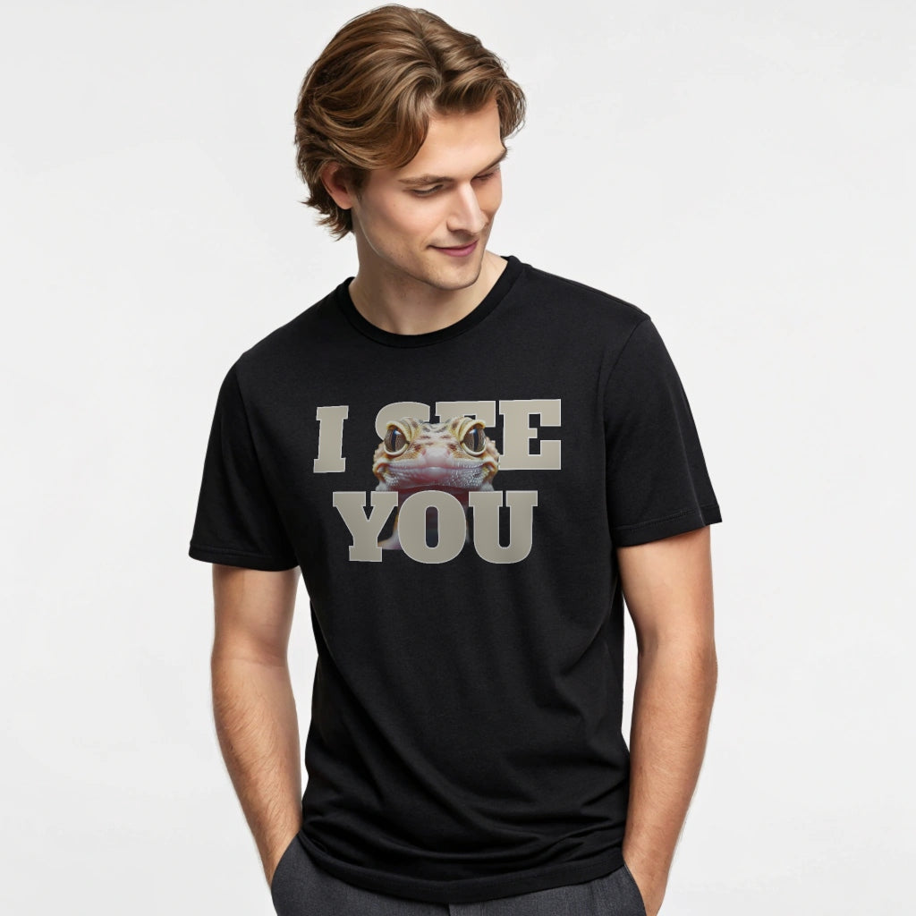Gecko T-shirt met de tekst 'I SEE YOU' en brutale dierenprint – Fresh Design Purmerend