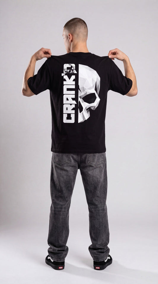 CRANK'D streetwear T-shirt heren, achterkant met schedelprint op model